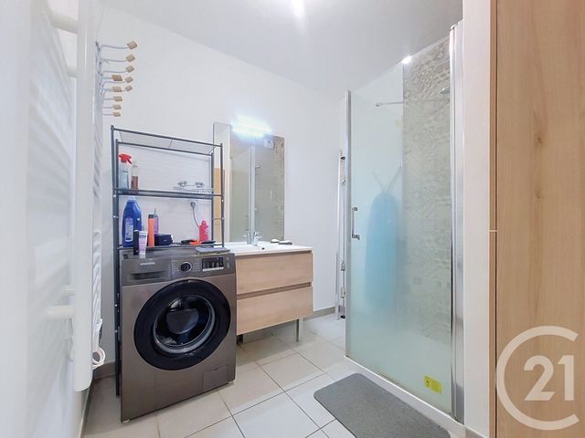 Appartement F3 à louer - 3 pièces - 55.45 m2 - LE MUY - 83 - PROVENCE-ALPES-COTE-D-AZUR - Century 21 Haussmann Immobilier