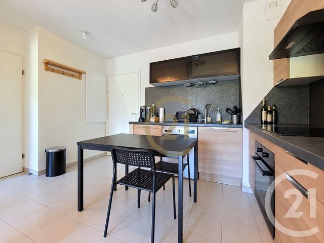 Appartement F2 à vendre - 2 pièces - 40.01 m2 - DRAGUIGNAN - 83 - PROVENCE-ALPES-COTE-D-AZUR - Century 21 Haussmann Immobilier