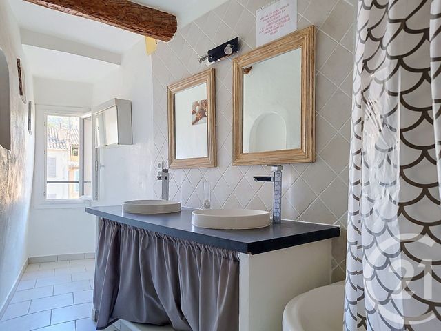 Appartement F4 à louer - 4 pièces - 100.0 m2 - DRAGUIGNAN - 83 - PROVENCE-ALPES-COTE-D-AZUR - Century 21 Haussmann Immobilier