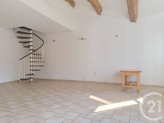 Appartement F4 à louer - 4 pièces - 100.0 m2 - DRAGUIGNAN - 83 - PROVENCE-ALPES-COTE-D-AZUR - Century 21 Haussmann Immobilier