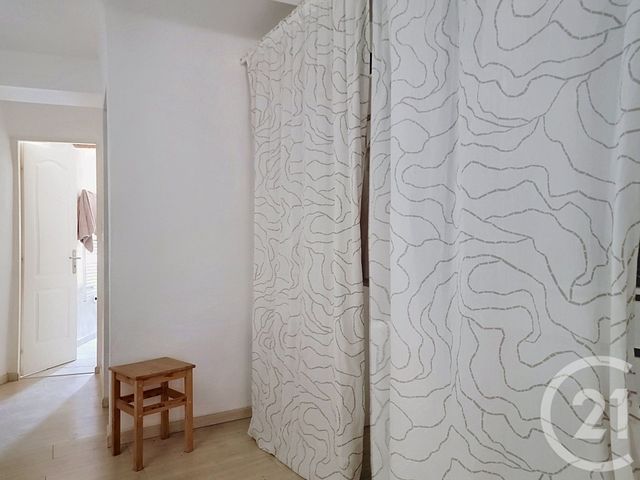 Appartement F4 à louer - 4 pièces - 100.0 m2 - DRAGUIGNAN - 83 - PROVENCE-ALPES-COTE-D-AZUR - Century 21 Haussmann Immobilier