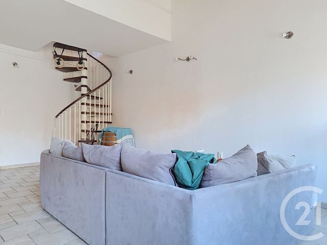 Appartement F4 à louer - 4 pièces - 100.0 m2 - DRAGUIGNAN - 83 - PROVENCE-ALPES-COTE-D-AZUR - Century 21 Haussmann Immobilier