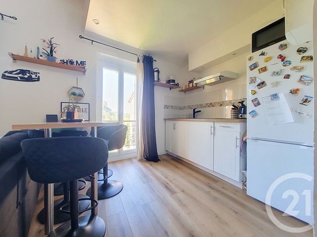 Appartement Duplex à vendre - 2 pièces - 35.66 m2 - DRAGUIGNAN - 83 - PROVENCE-ALPES-COTE-D-AZUR - Century 21 Haussmann Immobilier