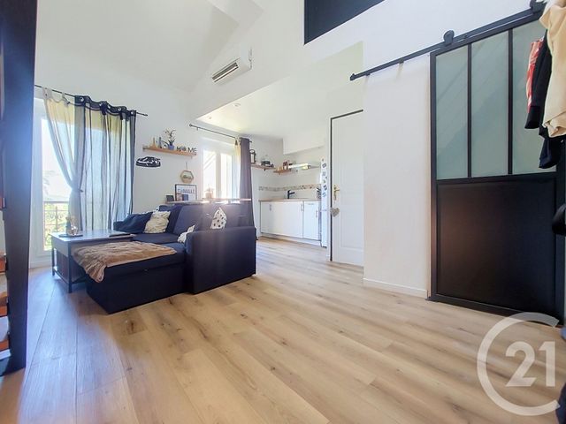Appartement Duplex à vendre - 2 pièces - 35.66 m2 - DRAGUIGNAN - 83 - PROVENCE-ALPES-COTE-D-AZUR - Century 21 Haussmann Immobilier