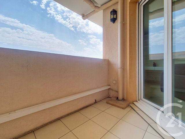 Appartement F3 à vendre - 3 pièces - 66.76 m2 - DRAGUIGNAN - 83 - PROVENCE-ALPES-COTE-D-AZUR - Century 21 Haussmann Immobilier