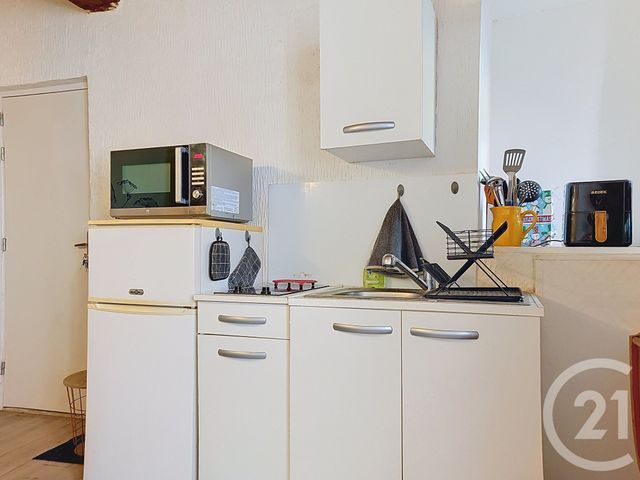 Appartement F1 à louer - 1 pièce - 22.03 m2 - LE MUY - 83 - PROVENCE-ALPES-COTE-D-AZUR - Century 21 Haussmann Immobilier