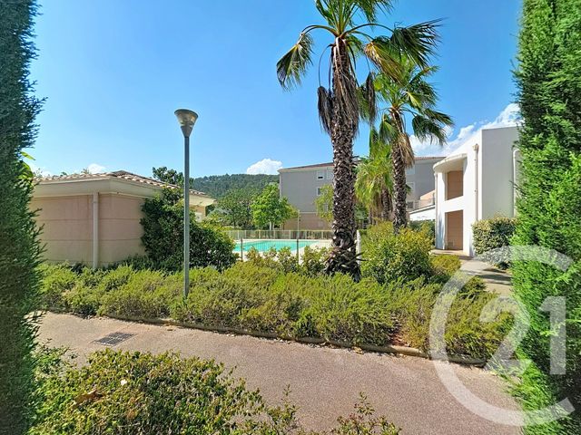 Appartement F2 à vendre - 2 pièces - 47.31 m2 - LE LUC - 83 - PROVENCE-ALPES-COTE-D-AZUR - Century 21 Haussmann Immobilier