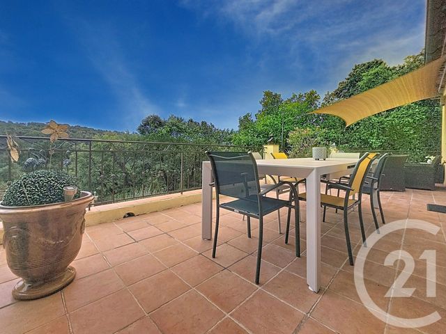 maison à vendre - 6 pièces - 159.0 m2 - ENTRECASTEAUX - 83 - PROVENCE-ALPES-COTE-D-AZUR - Century 21 Haussmann Immobilier