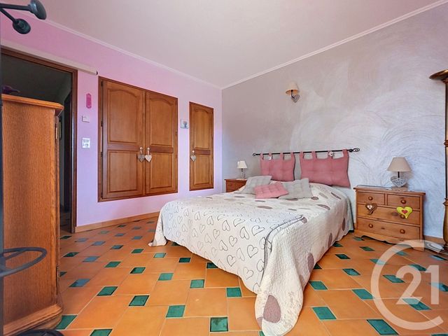 maison à vendre - 6 pièces - 159.0 m2 - ENTRECASTEAUX - 83 - PROVENCE-ALPES-COTE-D-AZUR - Century 21 Haussmann Immobilier