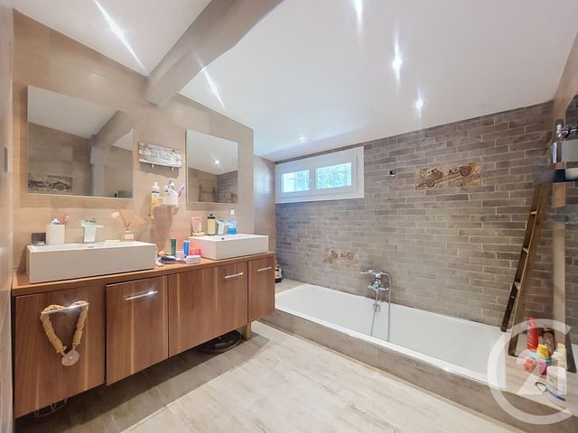 maison à vendre - 6 pièces - 181.68 m2 - LES ARCS - 83 - PROVENCE-ALPES-COTE-D-AZUR - Century 21 Haussmann Immobilier