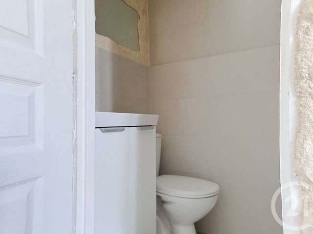 Appartement F1 à louer - 1 pièce - 17.07 m2 - DRAGUIGNAN - 83 - PROVENCE-ALPES-COTE-D-AZUR - Century 21 Haussmann Immobilier