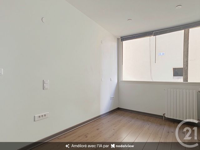 Appartement F3 à louer - 3 pièces - 75.29 m2 - DRAGUIGNAN - 83 - PROVENCE-ALPES-COTE-D-AZUR - Century 21 Haussmann Immobilier