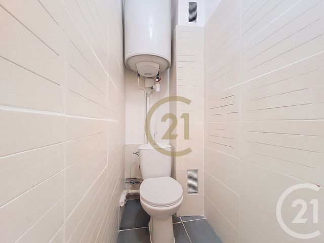 Appartement F4 à louer - 3 pièces - 72.09 m2 - DRAGUIGNAN - 83 - PROVENCE-ALPES-COTE-D-AZUR - Century 21 Haussmann Immobilier
