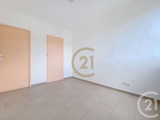 Appartement F4 à louer - 3 pièces - 72.09 m2 - DRAGUIGNAN - 83 - PROVENCE-ALPES-COTE-D-AZUR - Century 21 Haussmann Immobilier