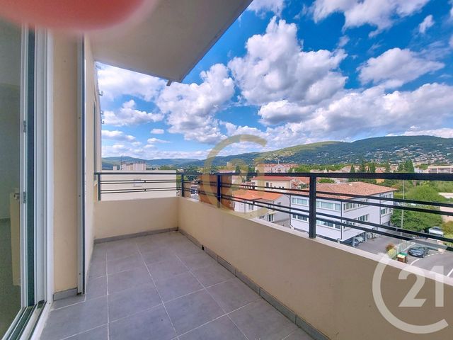 Appartement F4 à louer - 3 pièces - 72.09 m2 - DRAGUIGNAN - 83 - PROVENCE-ALPES-COTE-D-AZUR - Century 21 Haussmann Immobilier