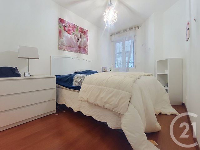 Appartement F4 à vendre - 4 pièces - 90.77 m2 - DRAGUIGNAN - 83 - PROVENCE-ALPES-COTE-D-AZUR - Century 21 Haussmann Immobilier