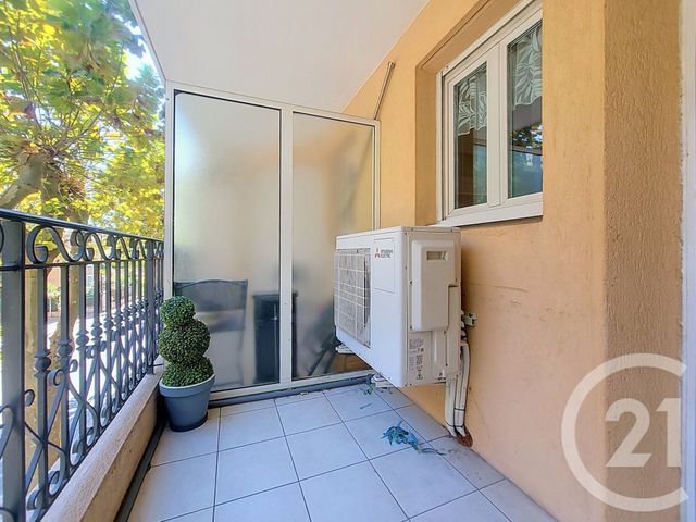 Appartement F4 à vendre - 4 pièces - 90.77 m2 - DRAGUIGNAN - 83 - PROVENCE-ALPES-COTE-D-AZUR - Century 21 Haussmann Immobilier