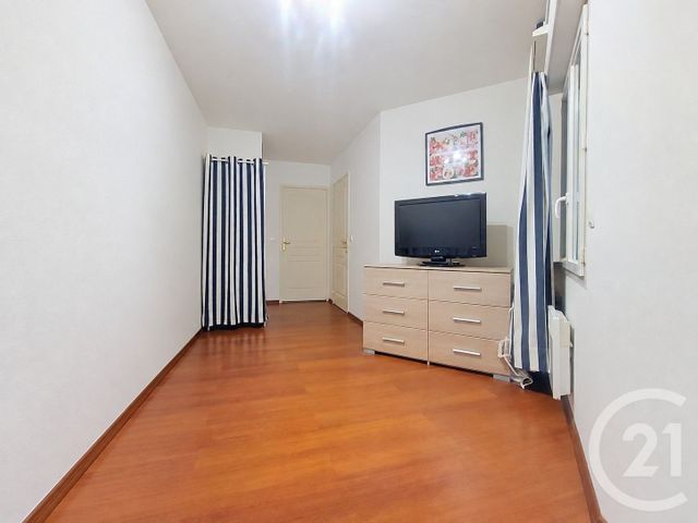 Appartement F4 à vendre - 4 pièces - 90.77 m2 - DRAGUIGNAN - 83 - PROVENCE-ALPES-COTE-D-AZUR - Century 21 Haussmann Immobilier