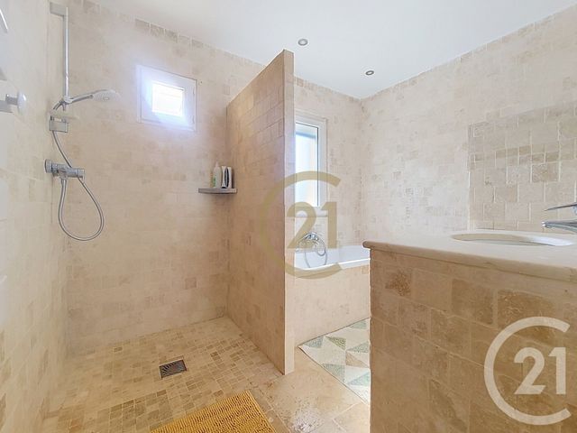 maison à vendre - 3 pièces - 62.32 m2 - FIGANIERES - 83 - PROVENCE-ALPES-COTE-D-AZUR - Century 21 Haussmann Immobilier