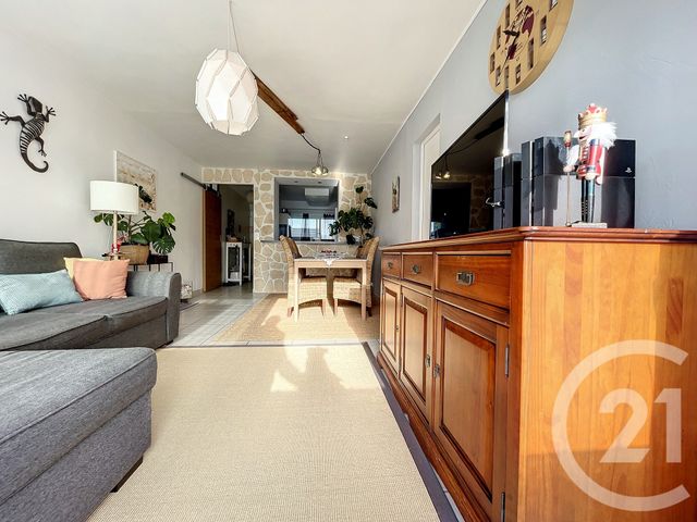 Appartement F4 à louer - 4 pièces - 72.85 m2 - DRAGUIGNAN - 83 - PROVENCE-ALPES-COTE-D-AZUR - Century 21 Haussmann Immobilier