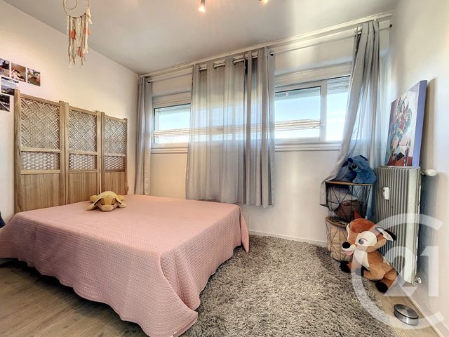 Appartement F4 à louer - 4 pièces - 72.85 m2 - DRAGUIGNAN - 83 - PROVENCE-ALPES-COTE-D-AZUR - Century 21 Haussmann Immobilier