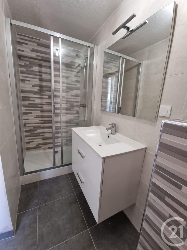 Appartement F2 à louer - 2 pièces - 31.0 m2 - TRANS EN PROVENCE - 83 - PROVENCE-ALPES-COTE-D-AZUR - Century 21 Haussmann Immobilier