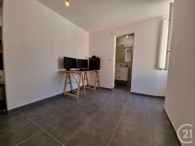 Appartement F2 à louer - 2 pièces - 31.0 m2 - TRANS EN PROVENCE - 83 - PROVENCE-ALPES-COTE-D-AZUR - Century 21 Haussmann Immobilier