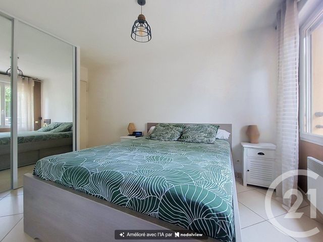 Appartement T3 à vendre - 3 pièces - 62.0 m2 - DRAGUIGNAN - 83 - PROVENCE-ALPES-COTE-D-AZUR - Century 21 Haussmann Immobilier