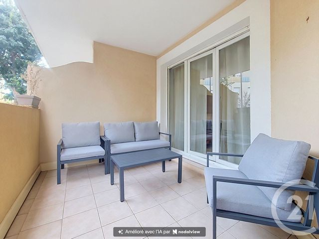 Appartement T3 à vendre - 3 pièces - 62.0 m2 - DRAGUIGNAN - 83 - PROVENCE-ALPES-COTE-D-AZUR - Century 21 Haussmann Immobilier