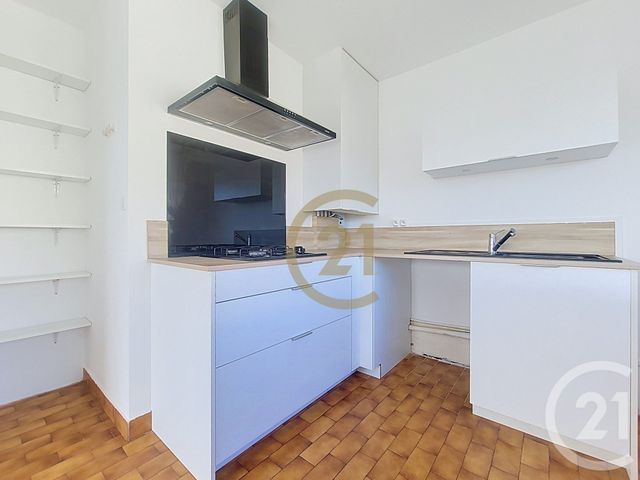 Appartement F3 à louer - 3 pièces - 61.55 m2 - DRAGUIGNAN - 83 - PROVENCE-ALPES-COTE-D-AZUR - Century 21 Haussmann Immobilier