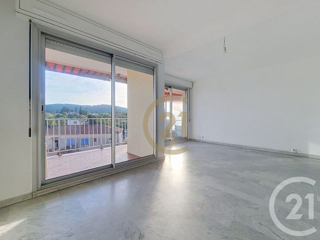 Appartement F3 à louer - 3 pièces - 61.55 m2 - DRAGUIGNAN - 83 - PROVENCE-ALPES-COTE-D-AZUR - Century 21 Haussmann Immobilier