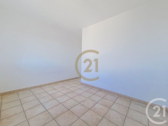 Appartement F3 à louer - 3 pièces - 61.55 m2 - DRAGUIGNAN - 83 - PROVENCE-ALPES-COTE-D-AZUR - Century 21 Haussmann Immobilier
