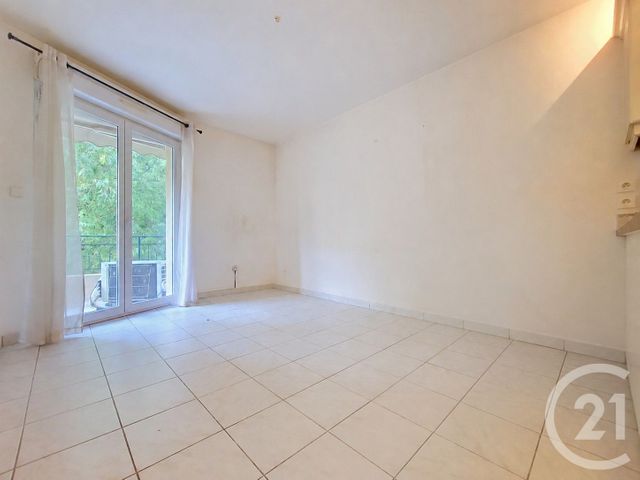 Appartement F2 à vendre - 2 pièces - 36.02 m2 - DRAGUIGNAN - 83 - PROVENCE-ALPES-COTE-D-AZUR - Century 21 Haussmann Immobilier
