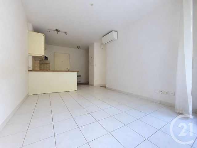 Appartement F2 à vendre - 2 pièces - 36.02 m2 - DRAGUIGNAN - 83 - PROVENCE-ALPES-COTE-D-AZUR - Century 21 Haussmann Immobilier