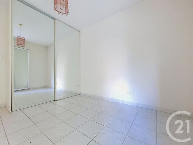 Appartement F2 à vendre - 2 pièces - 36.02 m2 - DRAGUIGNAN - 83 - PROVENCE-ALPES-COTE-D-AZUR - Century 21 Haussmann Immobilier
