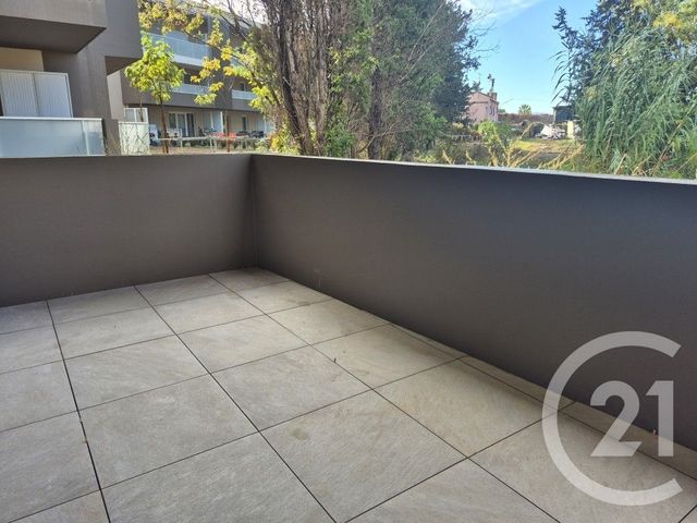 Appartement F3 à louer - 3 pièces - 65.5 m2 - FREJUS - 83 - PROVENCE-ALPES-COTE-D-AZUR - Century 21 Haussmann Immobilier