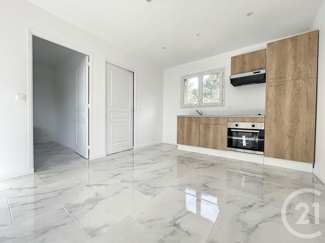 Appartement F2 à vendre - 2 pièces - 35.0 m2 - LORGUES - 83 - PROVENCE-ALPES-COTE-D-AZUR - Century 21 Haussmann Immobilier