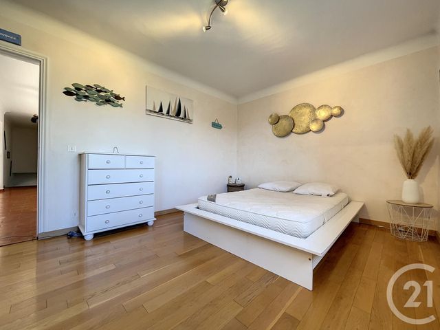 maison à vendre - 6 pièces - 202.0 m2 - DRAGUIGNAN - 83 - PROVENCE-ALPES-COTE-D-AZUR - Century 21 Haussmann Immobilier