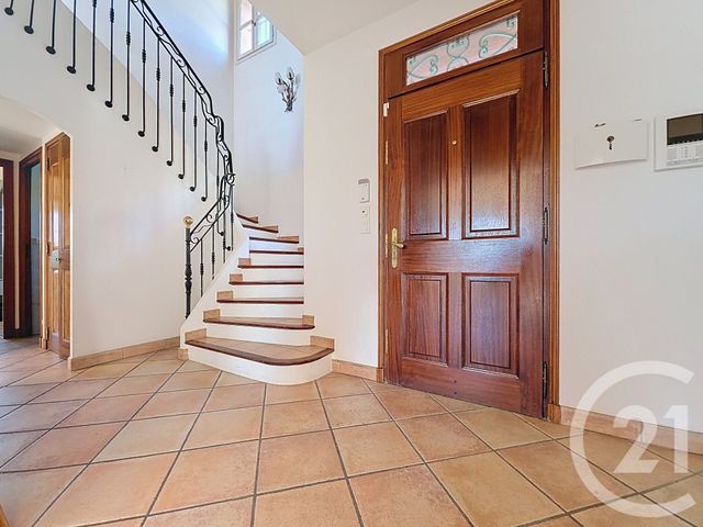 maison à vendre - 8 pièces - 215.0 m2 - DRAGUIGNAN - 83 - PROVENCE-ALPES-COTE-D-AZUR - Century 21 Haussmann Immobilier