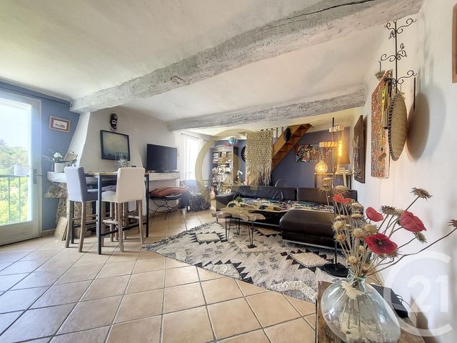 Appartement F5 à vendre - 5 pièces - 115.16 m2 - FLAYOSC - 83 - PROVENCE-ALPES-COTE-D-AZUR - Century 21 Haussmann Immobilier