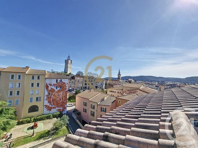 Appartement F4 à vendre - 4 pièces - 95.79 m2 - DRAGUIGNAN - 83 - PROVENCE-ALPES-COTE-D-AZUR - Century 21 Haussmann Immobilier