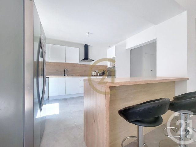 Afficher la photo en grand maison à vendre - 5 pièces - 138.34 m2 - DRAGUIGNAN - 83 - PROVENCE-ALPES-COTE-D-AZUR - Century 21 Haussmann Immobilier