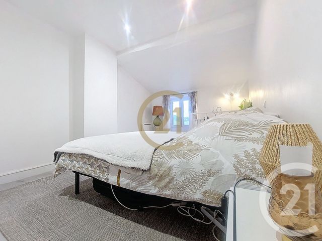 Afficher la photo en grand Appartement F3 à vendre - 3 pièces - 52.27 m2 - LE MUY - 83 - PROVENCE-ALPES-COTE-D-AZUR - Century 21 Haussmann Immobilier