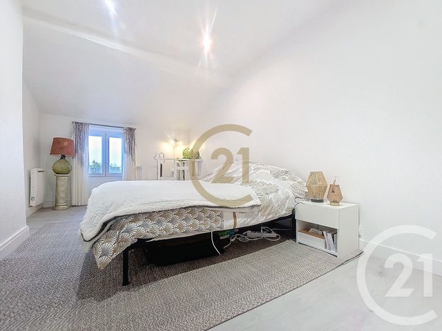 Afficher la photo en grand Appartement F3 à vendre - 3 pièces - 52.27 m2 - LE MUY - 83 - PROVENCE-ALPES-COTE-D-AZUR - Century 21 Haussmann Immobilier