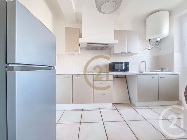 Afficher la photo en grand Appartement F3 à vendre - 3 pièces - 52.27 m2 - LE MUY - 83 - PROVENCE-ALPES-COTE-D-AZUR - Century 21 Haussmann Immobilier