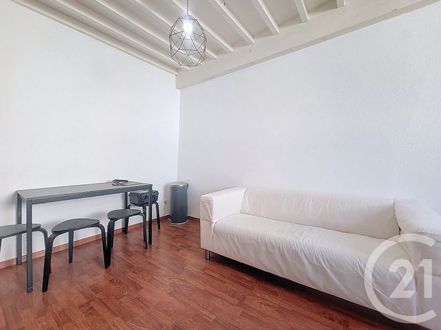 Afficher la photo en grand immeuble à vendre - 78.0 m2 - DRAGUIGNAN - 83 - PROVENCE-ALPES-COTE-D-AZUR - Century 21 Haussmann Immobilier