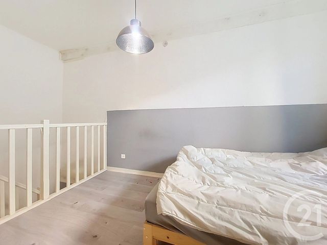 Afficher la photo en grand immeuble à vendre - 78.0 m2 - DRAGUIGNAN - 83 - PROVENCE-ALPES-COTE-D-AZUR - Century 21 Haussmann Immobilier