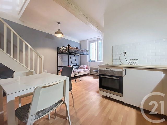 Afficher la photo en grand immeuble à vendre - 78.0 m2 - DRAGUIGNAN - 83 - PROVENCE-ALPES-COTE-D-AZUR - Century 21 Haussmann Immobilier