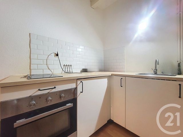 Afficher la photo en grand immeuble à vendre - 78.0 m2 - DRAGUIGNAN - 83 - PROVENCE-ALPES-COTE-D-AZUR - Century 21 Haussmann Immobilier