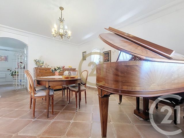 Afficher la photo en grand maison à vendre - 7 pièces - 212.0 m2 - TRANS EN PROVENCE - 83 - PROVENCE-ALPES-COTE-D-AZUR - Century 21 Haussmann Immobilier